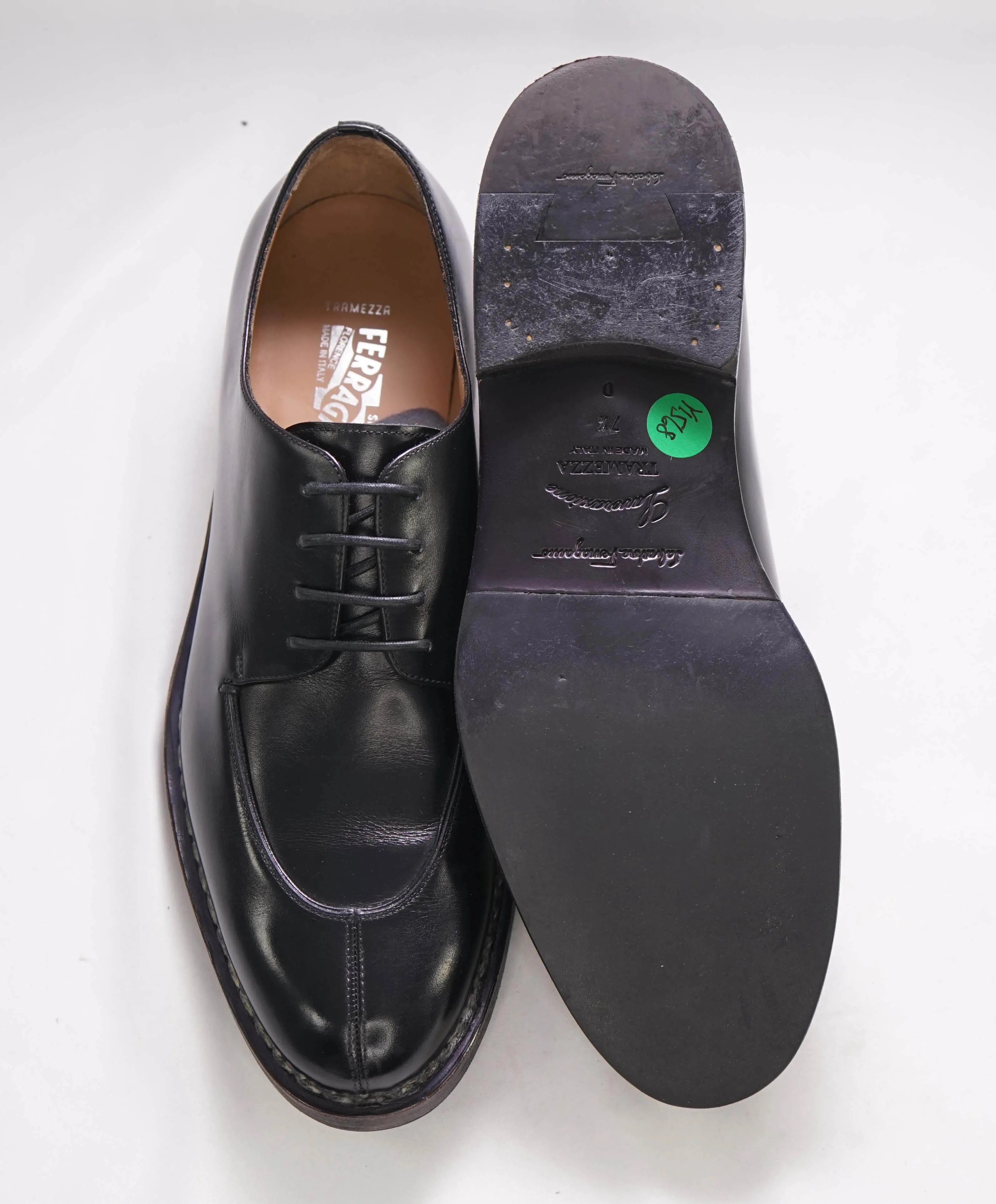 $1,295 SALVATORE FERRAGAMO - "TRAMEZZA" Norwegian Welt Split-Toe Oxford - 7.5 D
