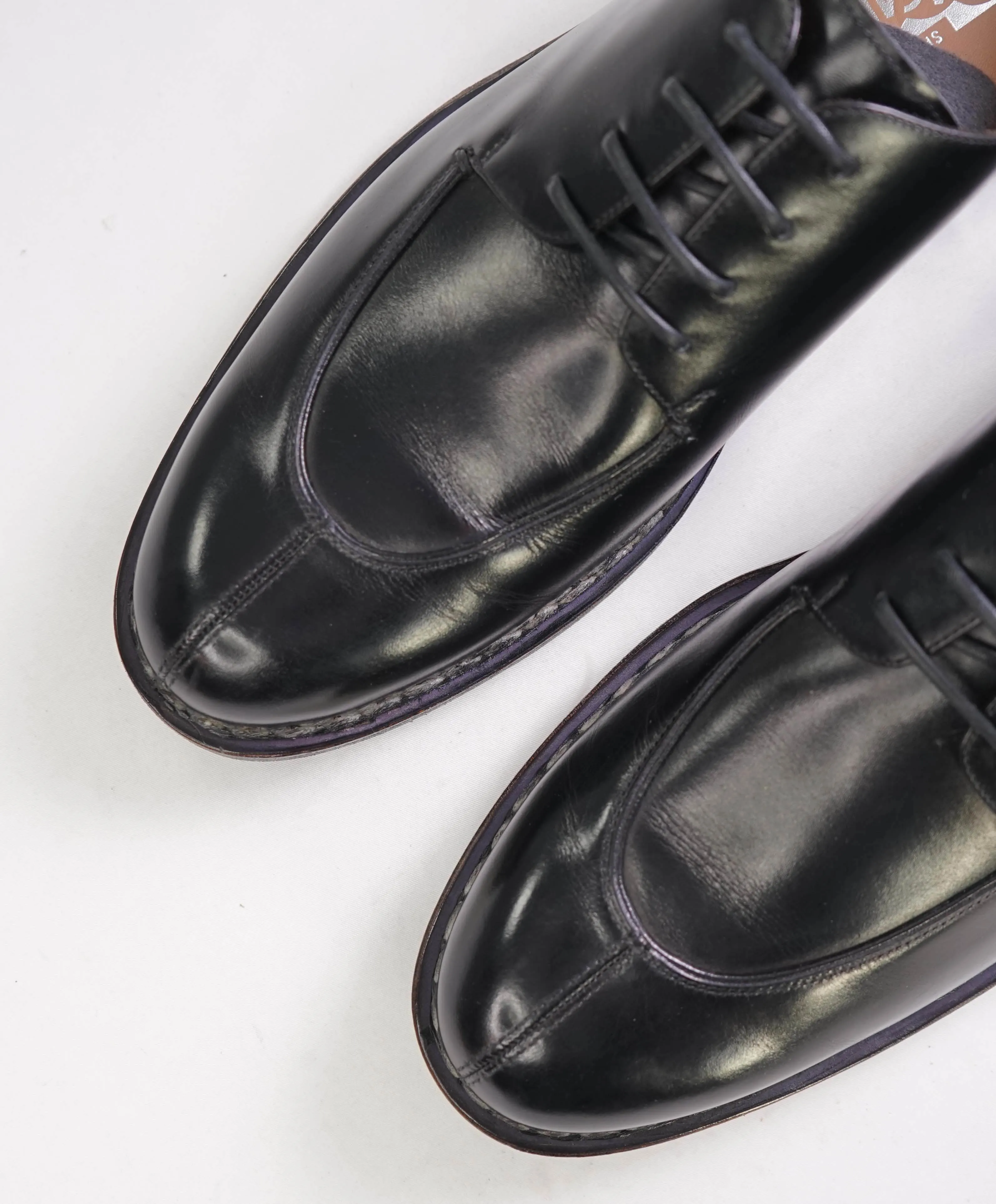 $1,295 SALVATORE FERRAGAMO - "TRAMEZZA" Norwegian Welt Split-Toe Oxford - 7.5 D