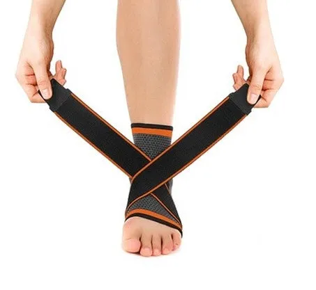 Ankle Brace - Compression Support Sleeve - Adjustable Stabilizer Straps