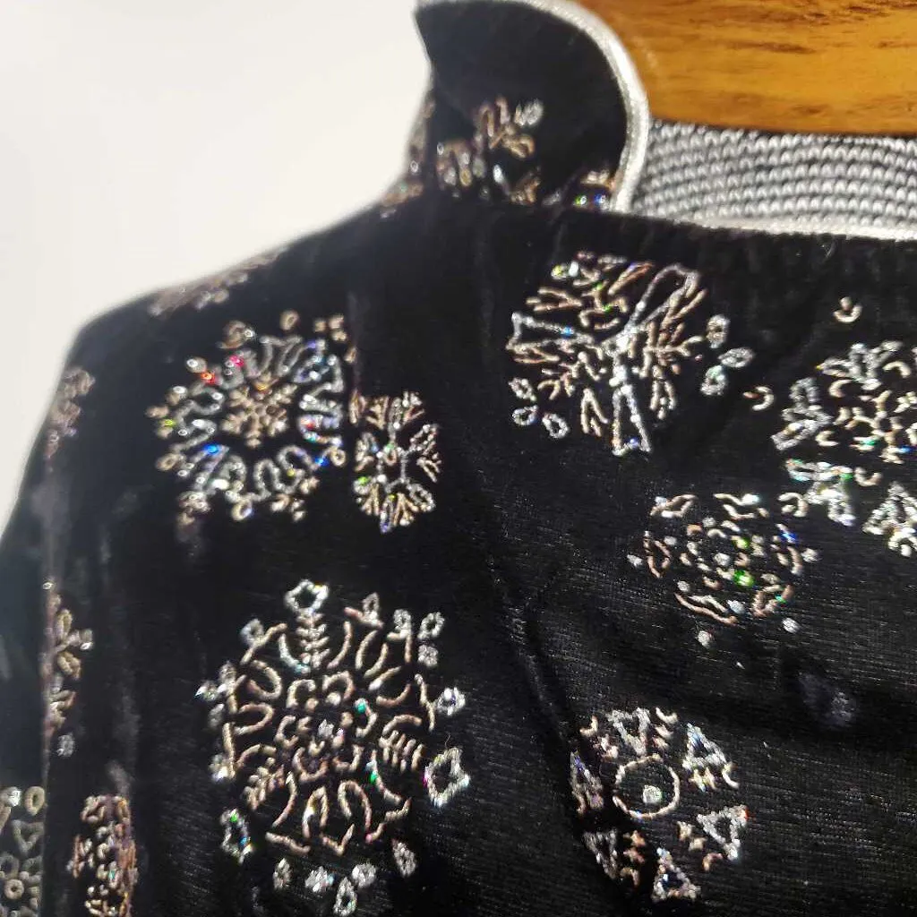 Black and Silver Western Top