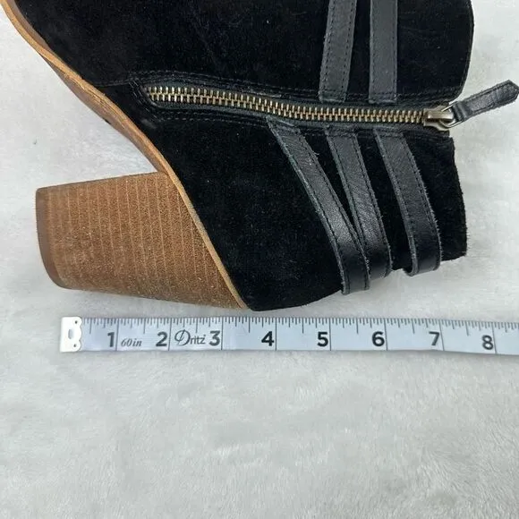 BP Women's Size 9.5 Suede Leather Ankle Booties Stacked Heel Strap Buckle Ankle