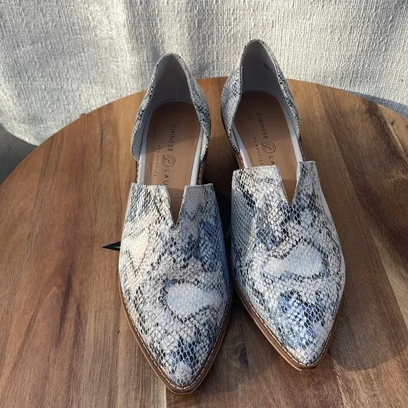 Chinese Laundry Women’s Matcha Bootie Size 7