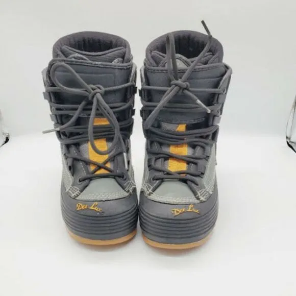 Dee Luxe Boys Snowboarding Boots Size US 210