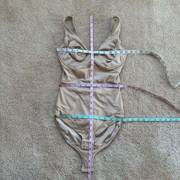 Donna Karan 36D Vintage Underwire Bodysuit Shapewear
