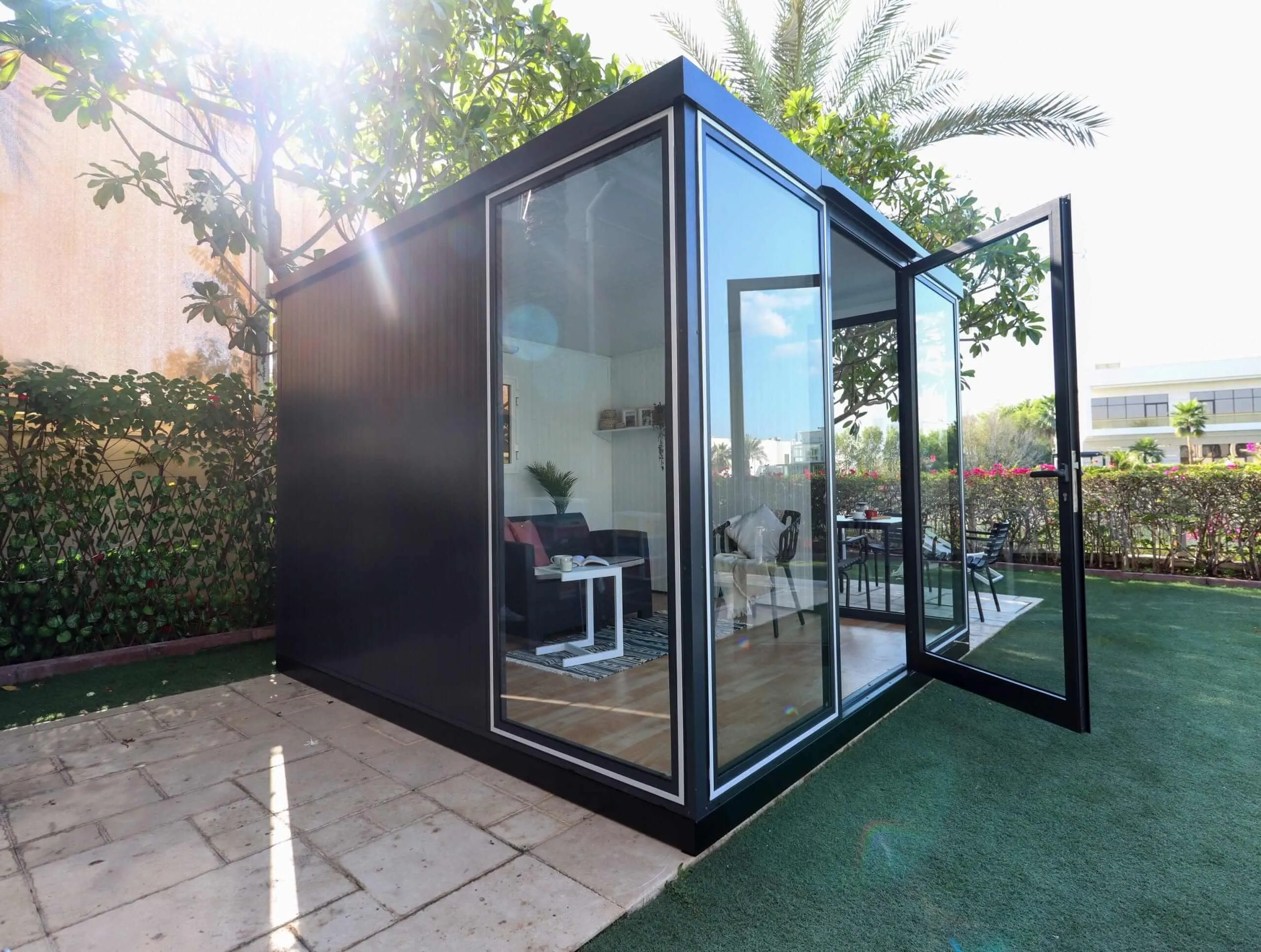 Duramax 10' x 10' Insulated Garden Glass Room Building 32001