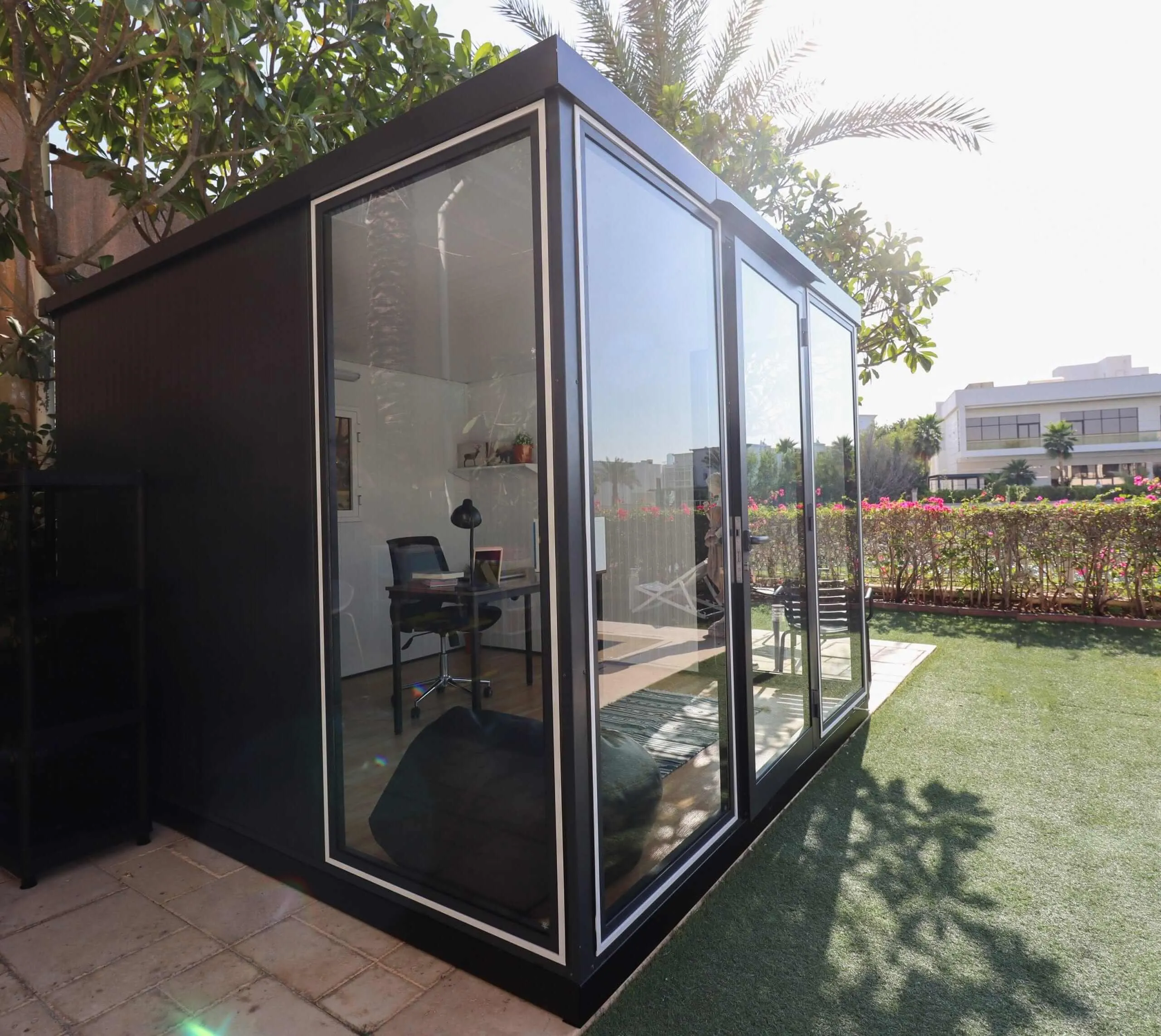 Duramax 10' x 10' Insulated Garden Glass Room Building 32001