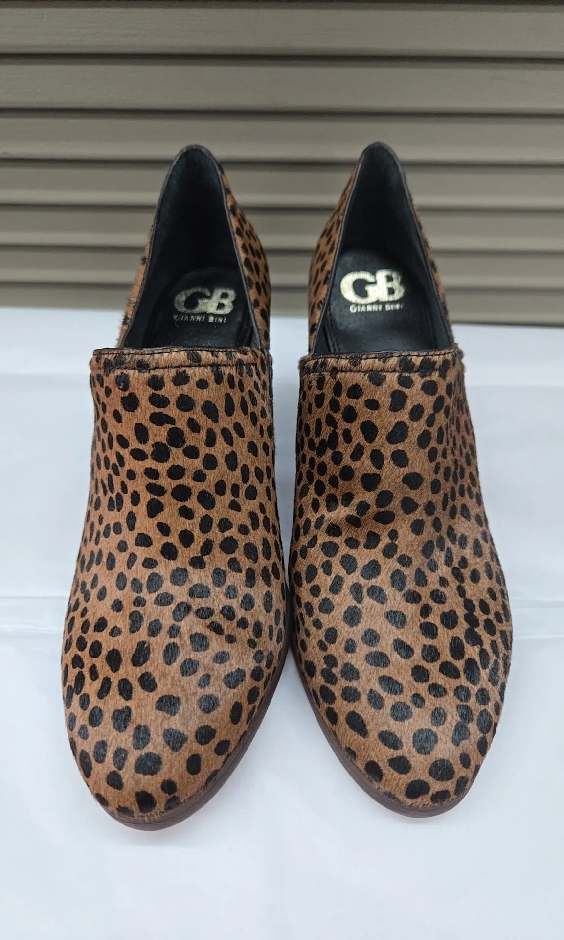 GIANNI BINI Size 7.5 Booties