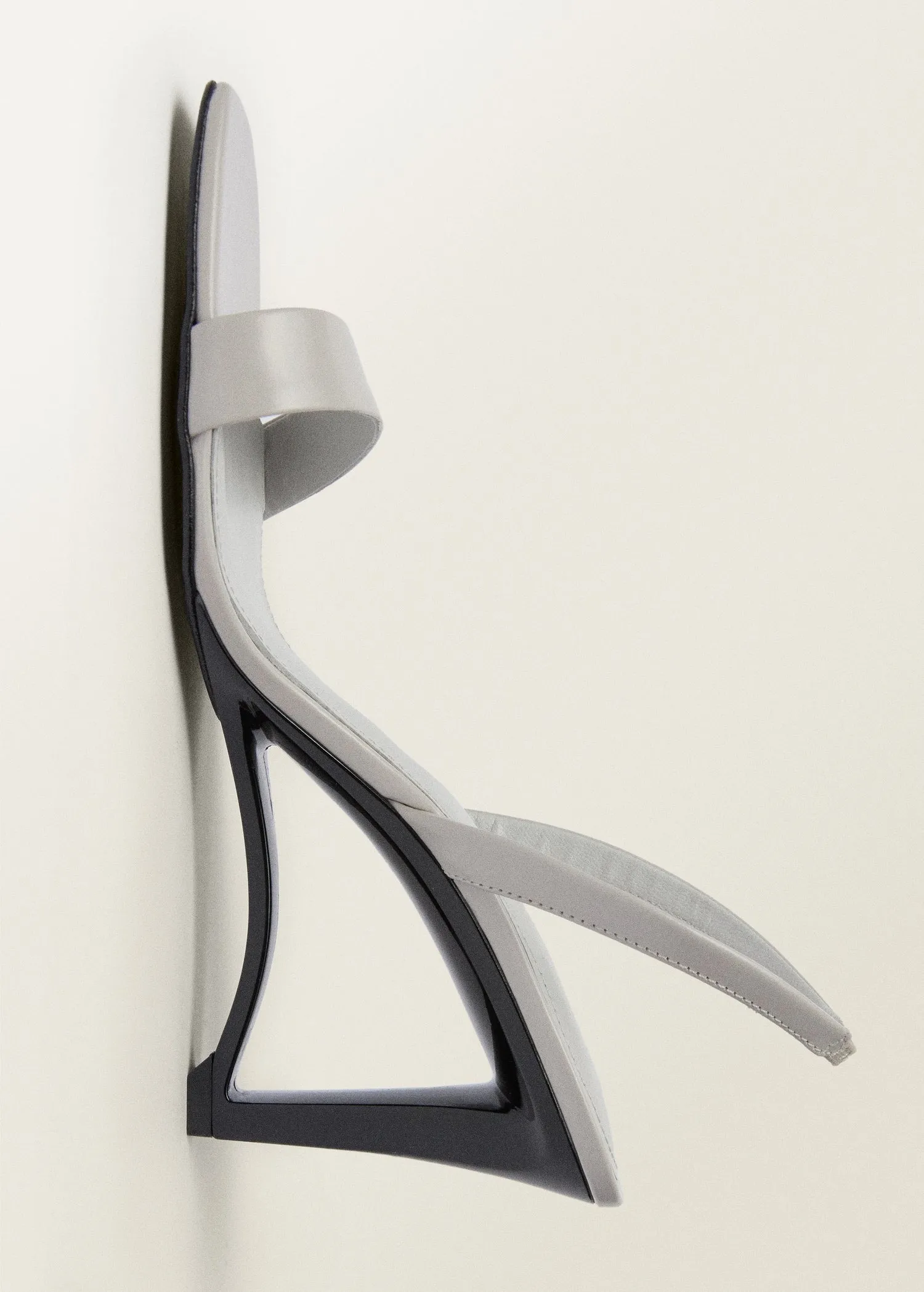 Leather wedge-heel sandals