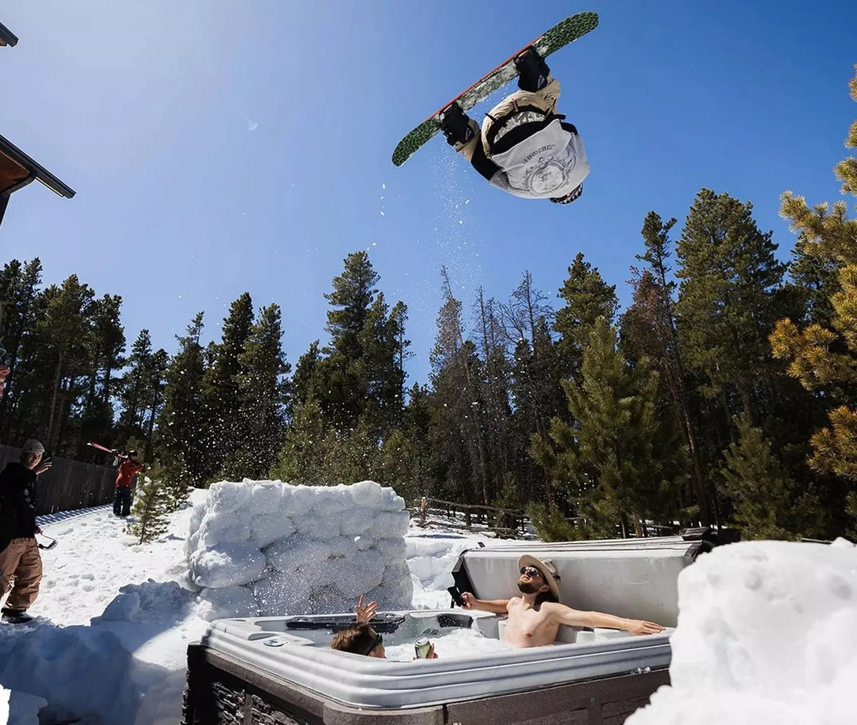LINE Lateral Snowboard
