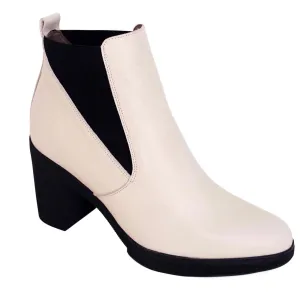 M3706 - White