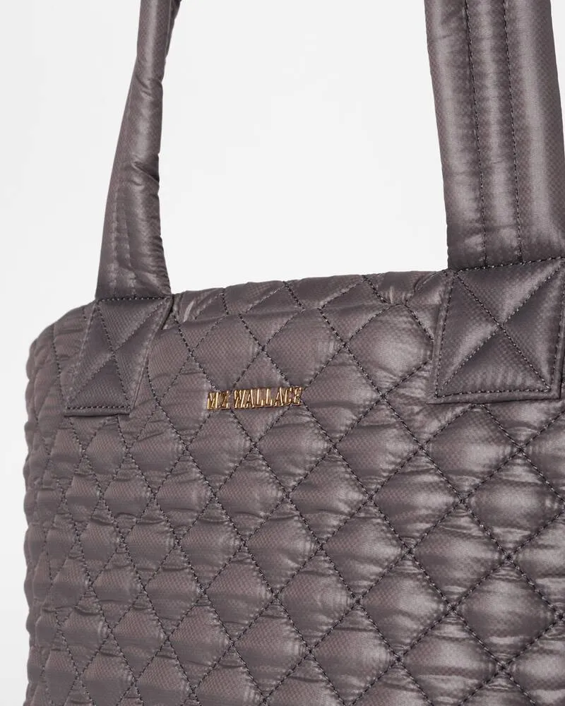 Medium Metro Tote Deluxe | Magnet