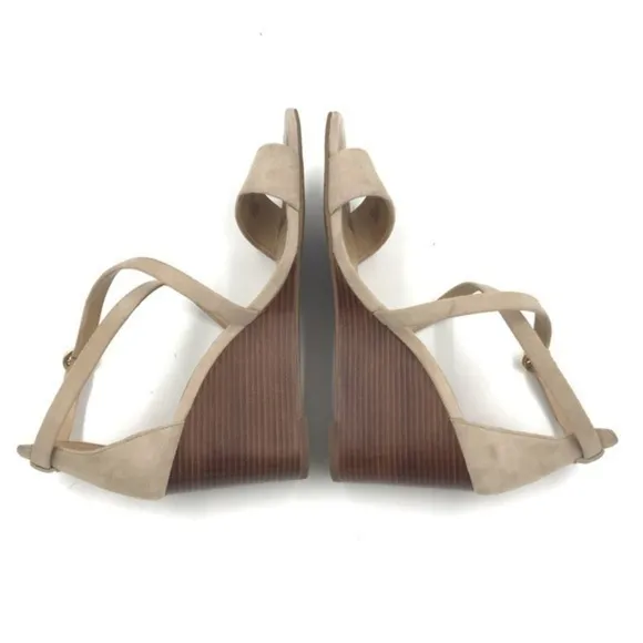 Michael Kors Cream Suede Leather Strappy Wood Wedge Heels Size 8