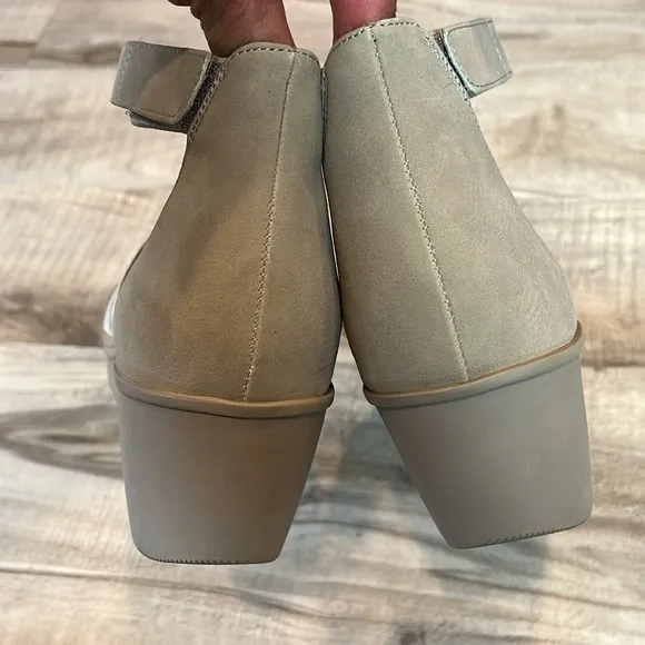 Naturalizer ‘Theron’ platform wedge ankle strap wedge sandal size 11 silver