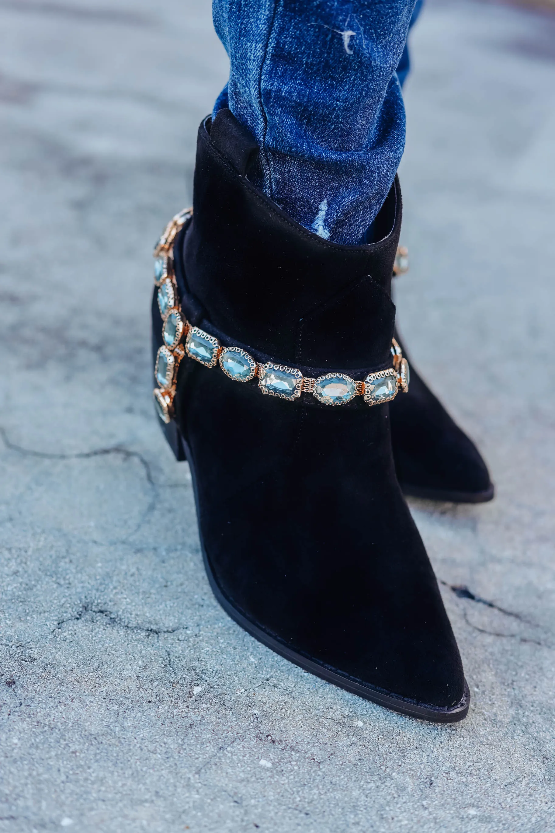 On My Way To You Booties - Black