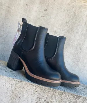 SELENA BLACK BOOTIES