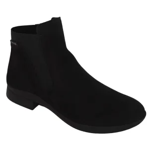 Soria - Black