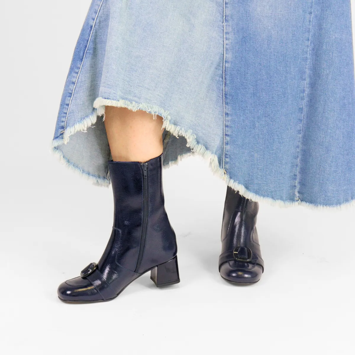 Suir Navy