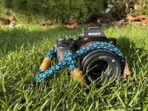 Tiled  Black/Petrol Camera Strap