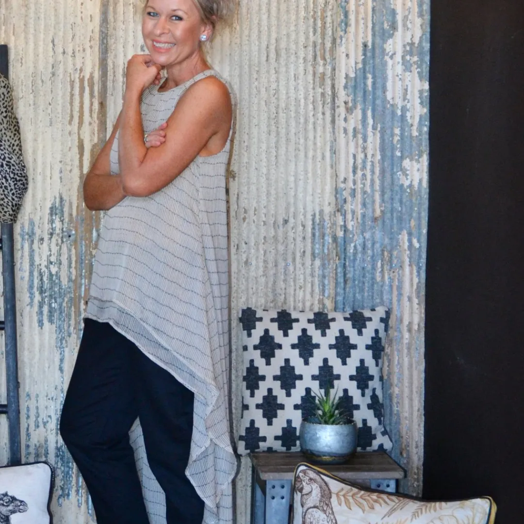Totem Tunic Beige & Black Print