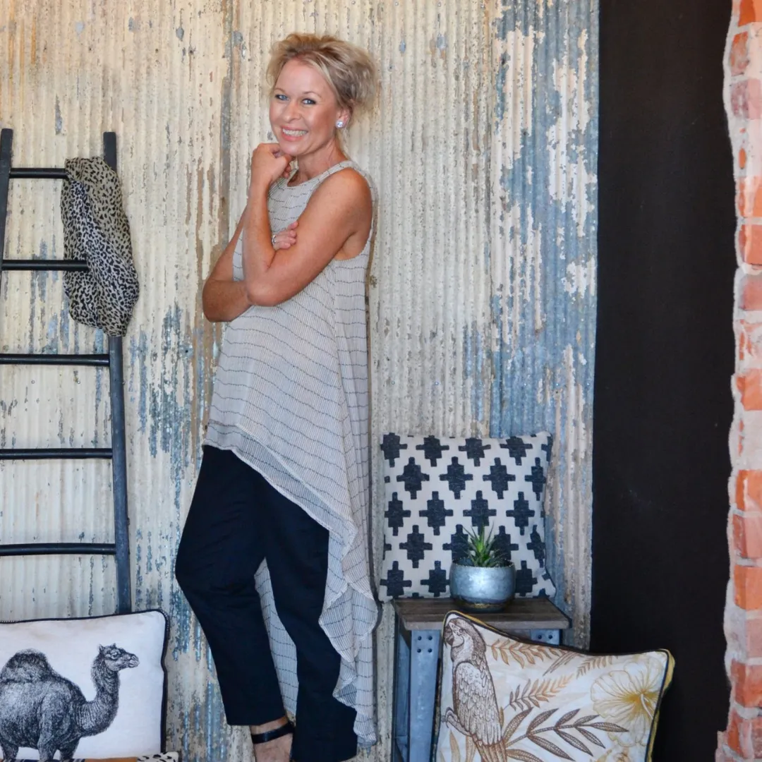 Totem Tunic Beige & Black Print
