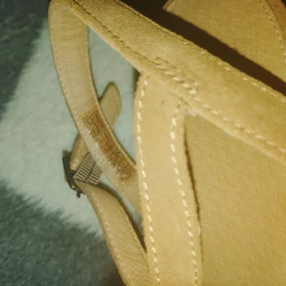 UGG Melissa Wedge Sandal - Women's size 11