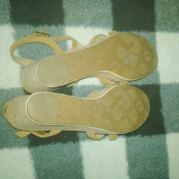 UGG Melissa Wedge Sandal - Women's size 11