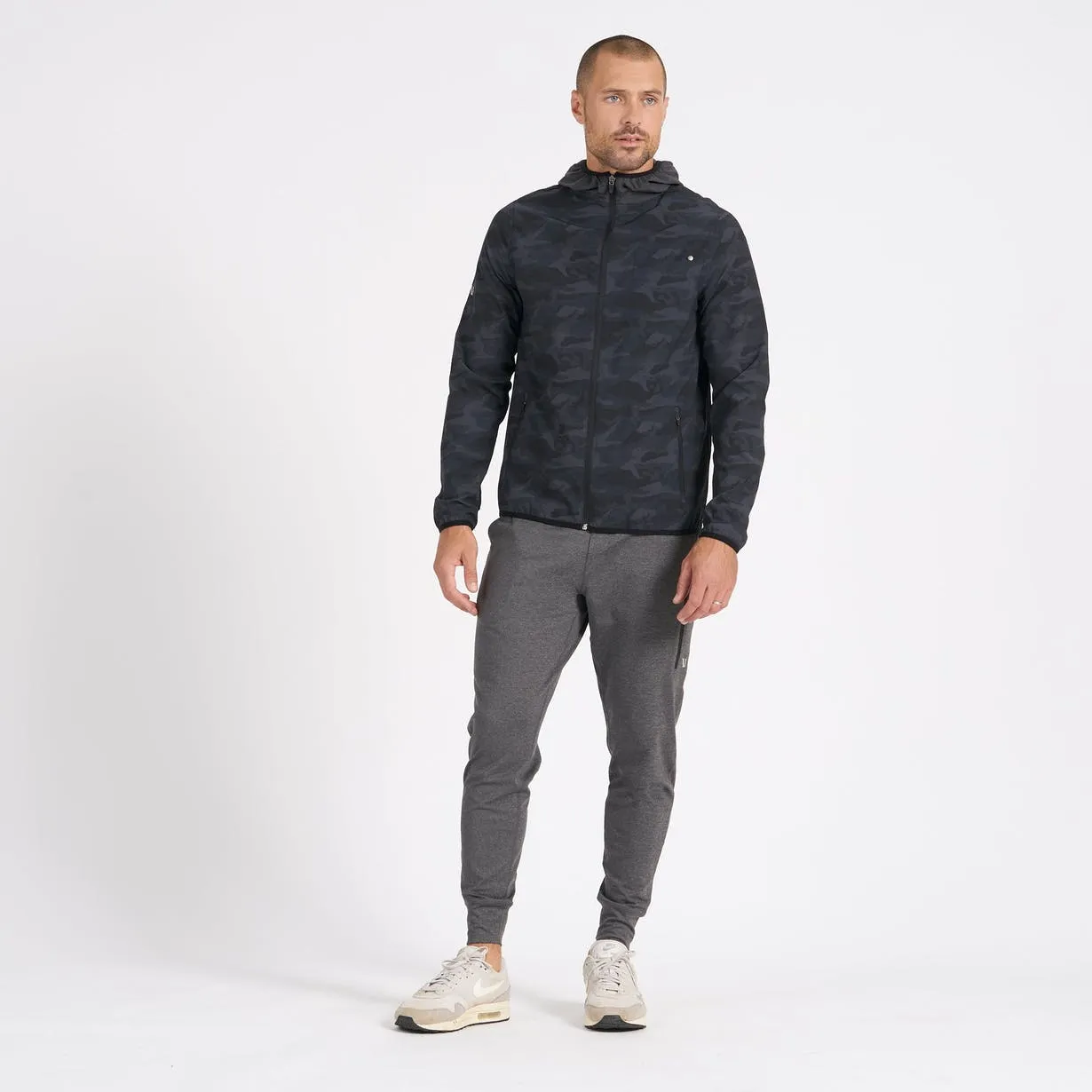 Vuori Men's Outdoor Trainer Shell Jacket