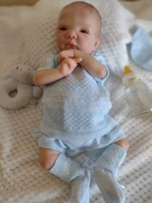 Will'beth Blue Knit 4pc Diaper Set Baby Boys Preemie & Newborn