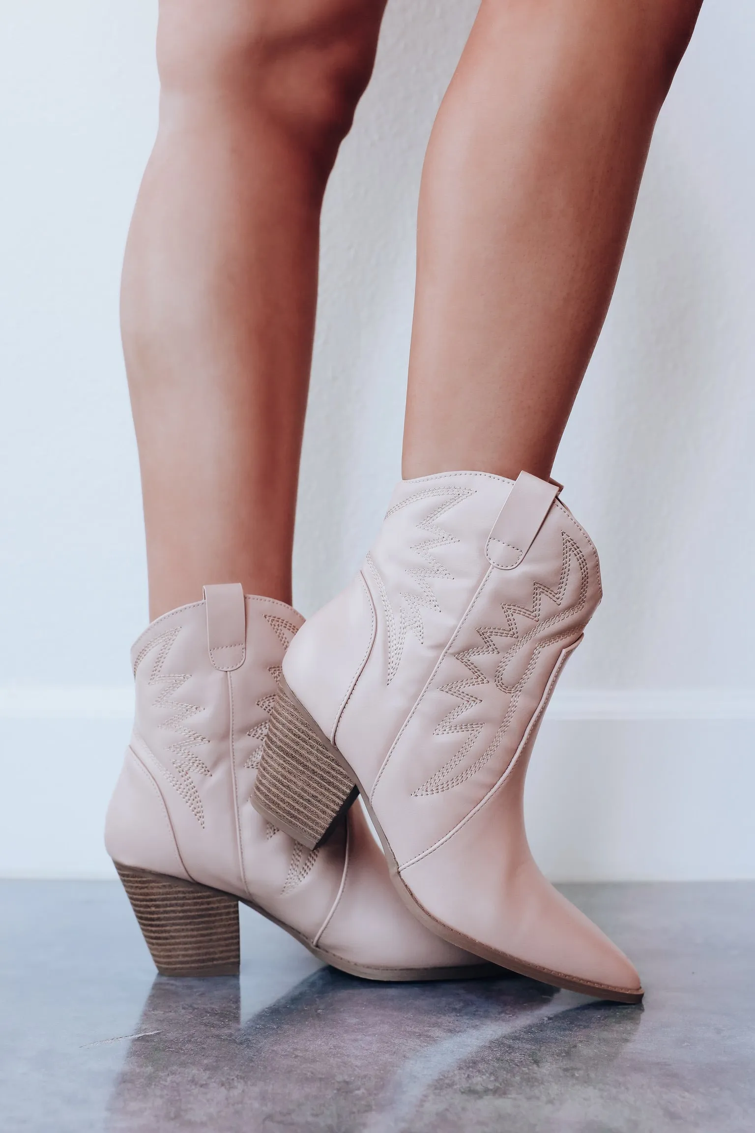 Wyatt Western Booties - Nude
