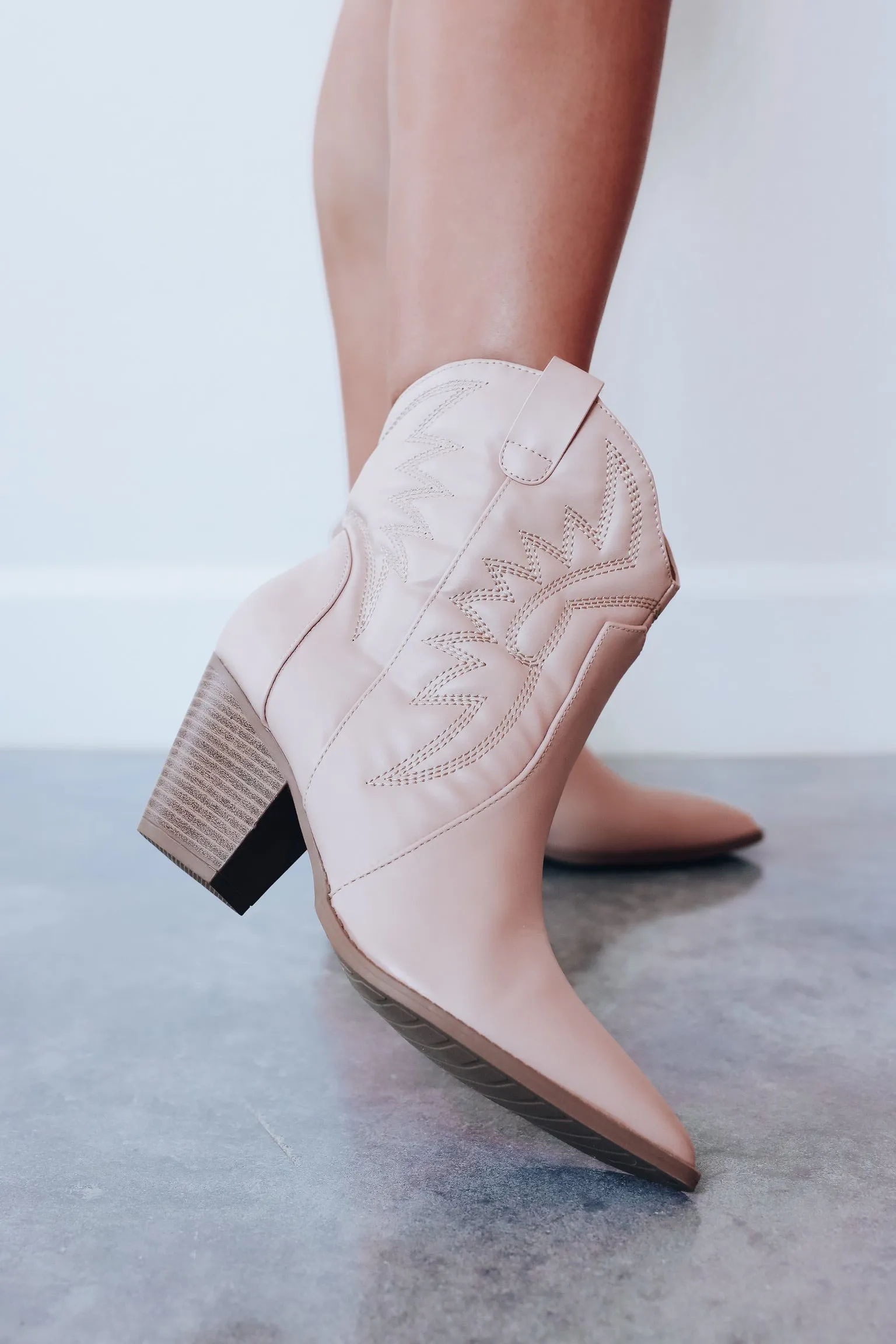 Wyatt Western Booties - Nude
